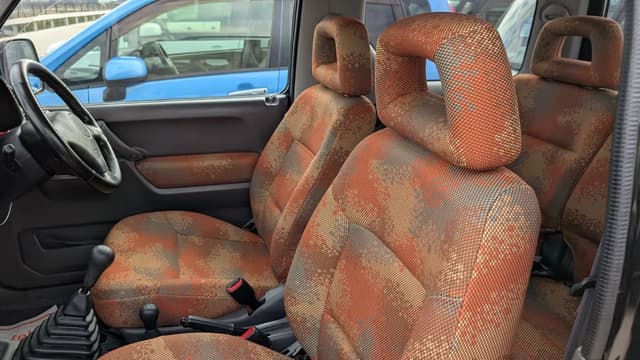 1999 Suzuki Jimny JDM car for sale — photo 15 of 19