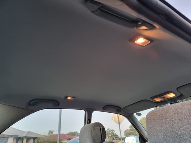 1995 Nissan Gloria JDM car for sale — photo 5 of 10