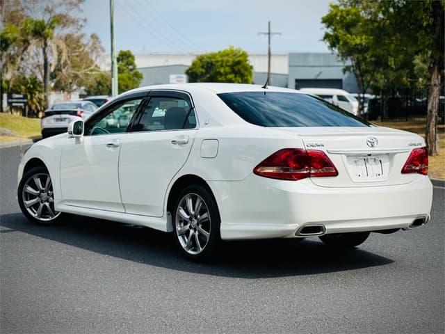 2008 Toyota Crown JDM car for sale — photo 7 of 25