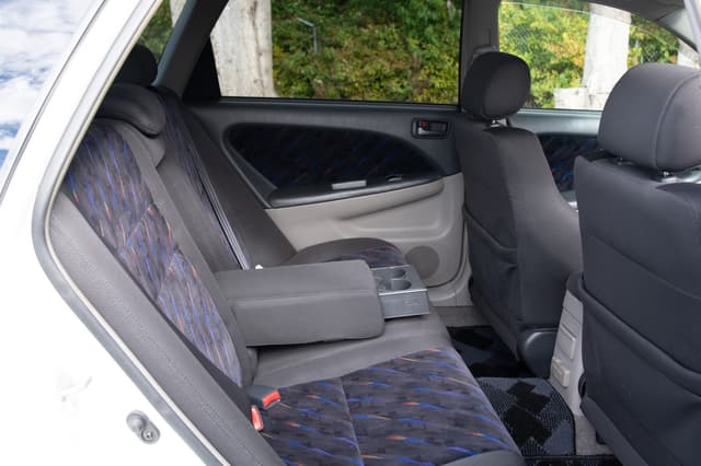 1999 Toyota Caldina JDM car for sale — photo 10 of 12