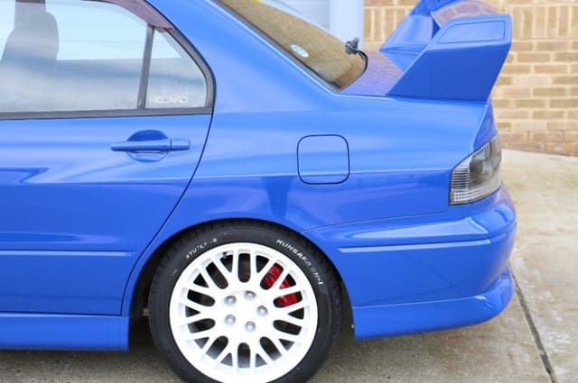2001 Mitsubishi Lancer Evolution JDM car for sale — photo 15 of 25