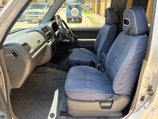1999 Suzuki Jimny JDM car for sale — photo 14 of 18
