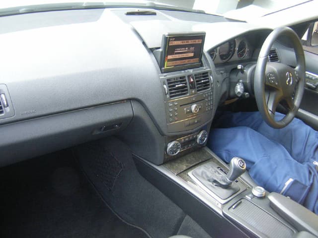 2008 Mercedes-Benz C Class JDM car for sale — photo 3 of 8
