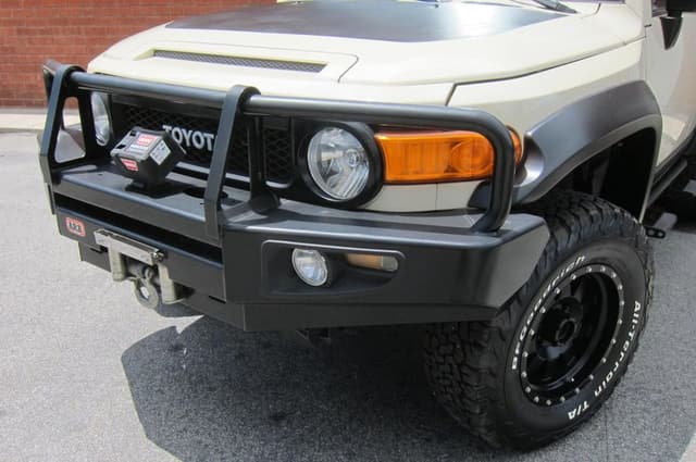 2010 Toyota Fj Cruiser JDM car for sale — photo 14 of 25