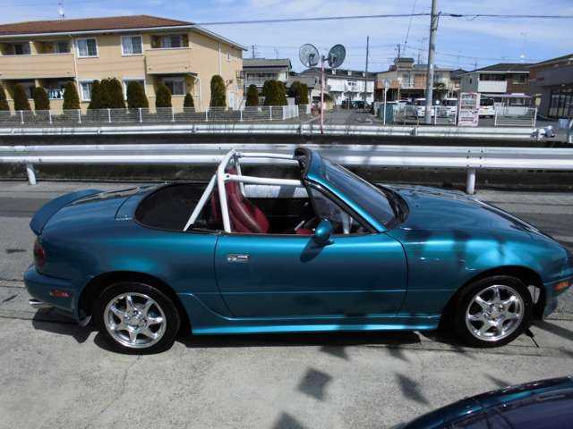 1997 Mazda Roadster (Eunos Roadster / MX-5) JDM car for sale — photo 16 of 20