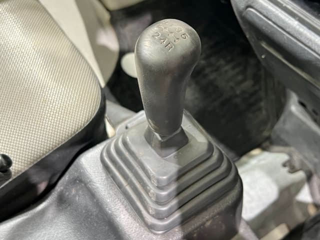1996 Suzuki Carry JDM car for sale — photo 13 of 25