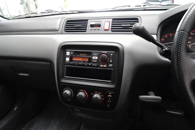 1996 Honda CR-V JDM car for sale — photo 21 of 25