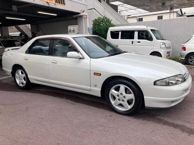 1995 Nissan Skyline JDM car for sale — photo 2 of 20