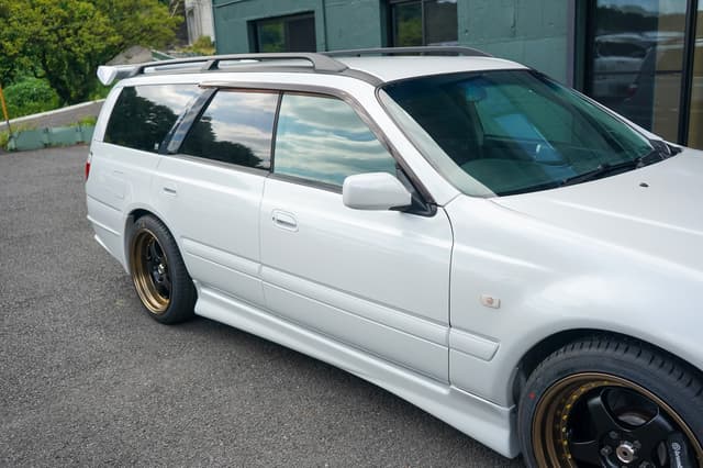 1998 Nissan Stagea JDM car for sale — photo 4 of 25