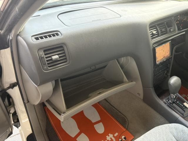 1997 Toyota Chaser JDM car for sale — photo 11 of 21