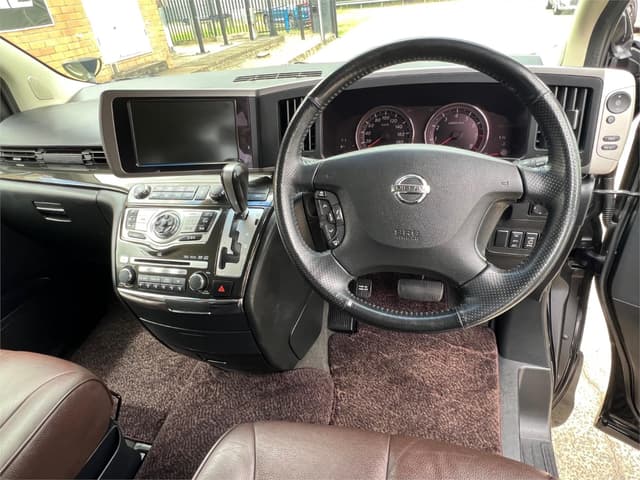 2008 Nissan Elgrand JDM car for sale — photo 12 of 16