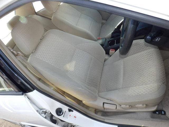 2001 Toyota Altezza JDM car for sale — photo 12 of 20