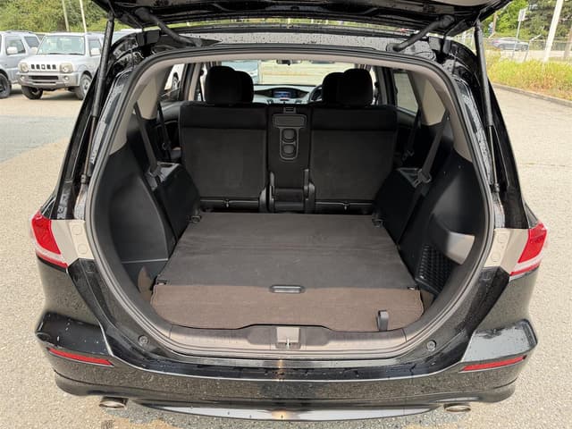 2011 Honda Odyssey JDM car for sale — photo 14 of 19