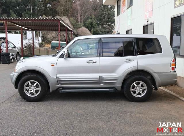 2000 Mitsubishi Pajero JDM car for sale — photo 6 of 15
