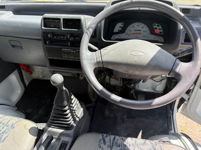 1998 Mitsubishi Minicab JDM car for sale — photo 13 of 25
