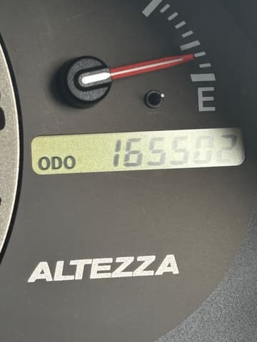 1999 Toyota Altezza JDM car for sale — photo 11 of 23