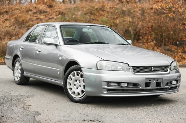 1998 Nissan Skyline JDM car for sale — photo 4 of 25