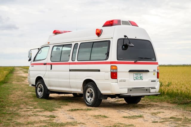 1999 Toyota HiAce JDM car for sale — photo 3 of 20