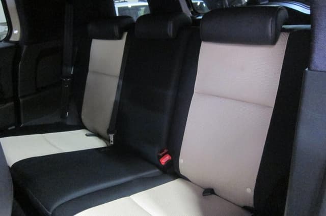 2010 Toyota Fj Cruiser JDM car for sale — photo 22 of 25