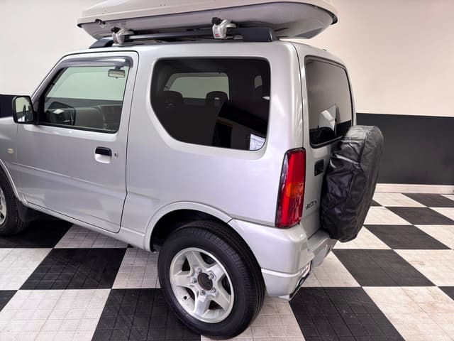2000 Suzuki Jimny JDM car for sale — photo 8 of 25