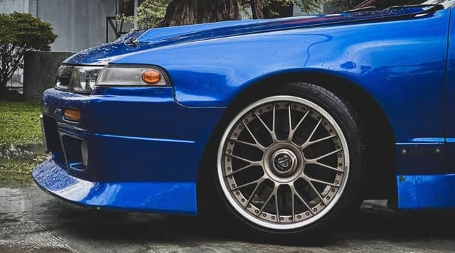 1996 Nissan Cefiro JDM car for sale — photo 2 of 9