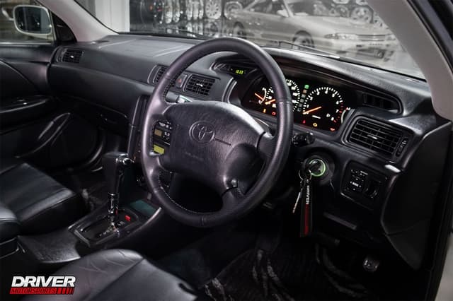 2000 Toyota Mark II JDM car for sale — photo 13 of 23
