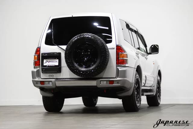 1999 Mitsubishi Pajero JDM car for sale — photo 8 of 25