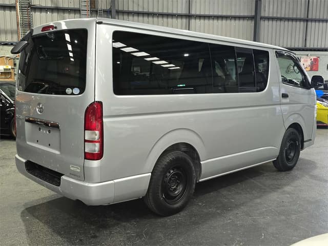 2012 Toyota HiAce JDM car for sale — photo 9 of 21