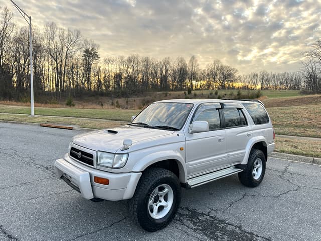 1996 Toyota Hilux Surf JDM car for sale — photo 10 of 10