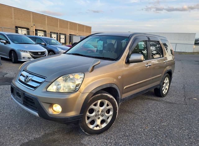 2005 Honda CR-V JDM car for sale — photo 2 of 12