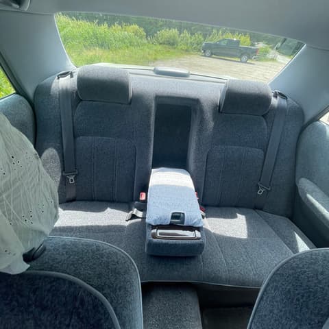 1998 Toyota Crown JDM car for sale — photo 9 of 12