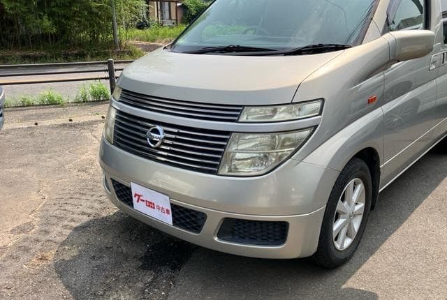 2003 Nissan Elgrand JDM car for sale — photo 6 of 25