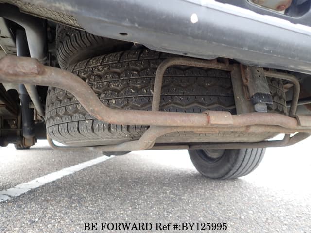 2002 Toyota HiAce JDM car for sale — photo 21 of 25
