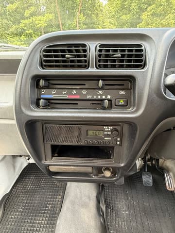 2001 Suzuki Carry JDM car for sale — photo 13 of 16
