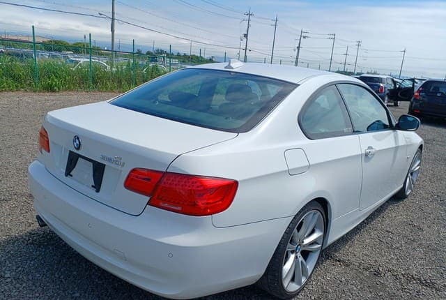 2011 Bmw 3 Series JDM car for sale — photo 5 of 25