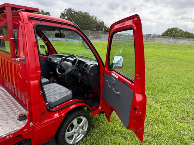 2001 Daihatsu Hijet JDM car for sale — photo 11 of 25