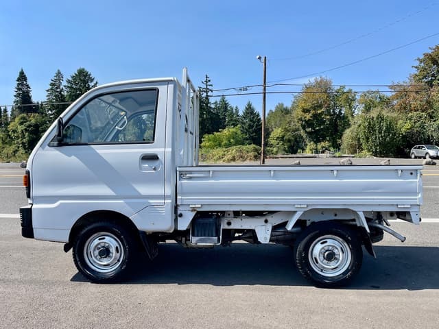 1992 Mitsubishi Minicab JDM car for sale — photo 9 of 25