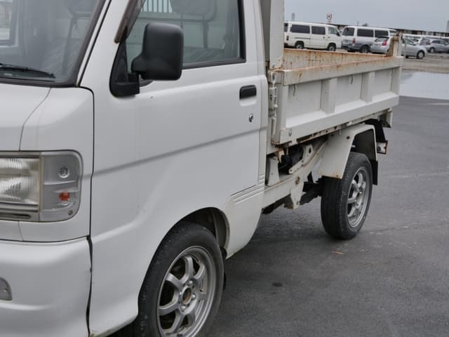 2002 Daihatsu Hijet JDM car for sale — photo 10 of 25