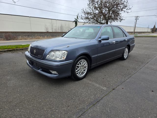 1999 Toyota Crown JDM car for sale — photo 3 of 13