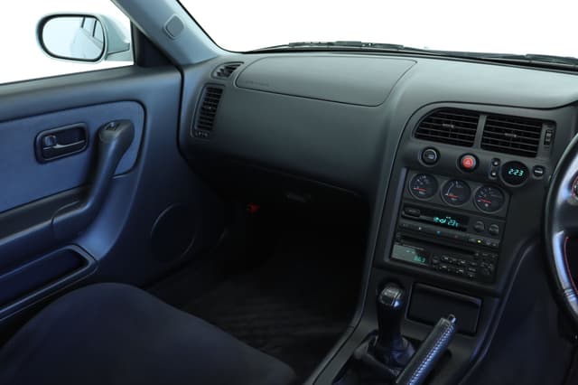 1998 Nissan Skyline JDM car for sale — photo 17 of 25