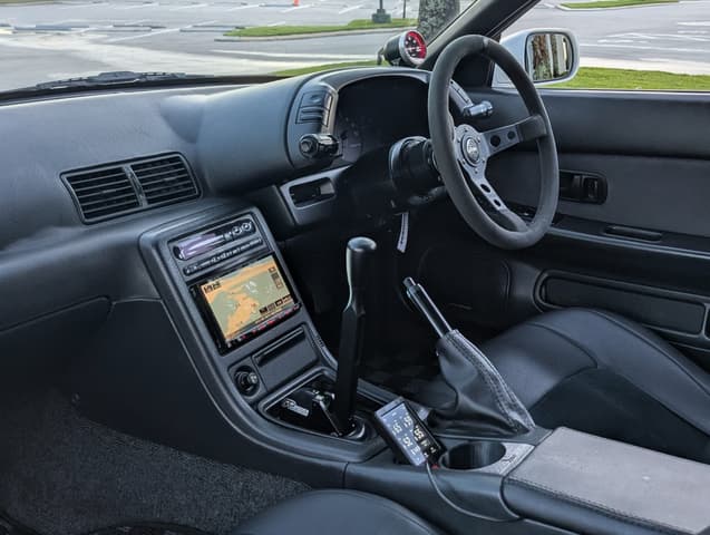 1994 Nissan Skyline JDM car for sale — photo 18 of 25