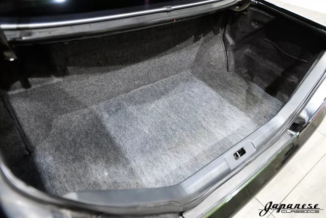 1995 Nissan Cedric JDM car for sale — photo 21 of 25