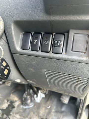 2007 Daihatsu Hijet JDM car for sale — photo 2 of 9