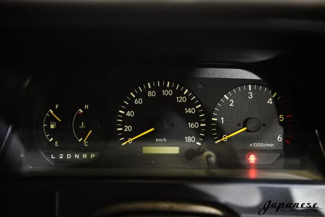 1997 Toyota HiAce JDM car for sale — photo 15 of 25
