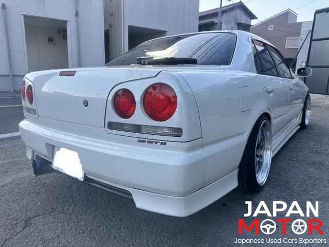 1998 Nissan Skyline JDM car for sale — photo 2 of 8