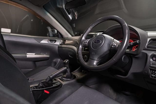 2007 Subaru Impreza JDM car for sale — photo 15 of 16