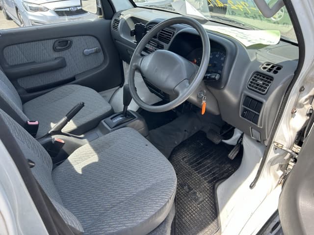 2001 Mazda Scrum JDM car for sale — photo 19 of 25