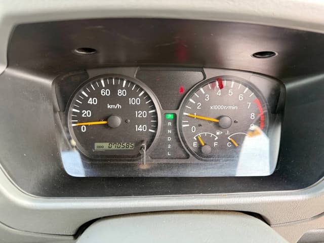 2000 Mitsubishi Town Box JDM car for sale — photo 20 of 25