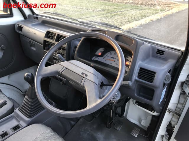 1995 Mitsubishi Minicab JDM car for sale — photo 13 of 23