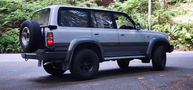 1995 Toyota Land Cruiser JDM car for sale — photo 11 of 25
